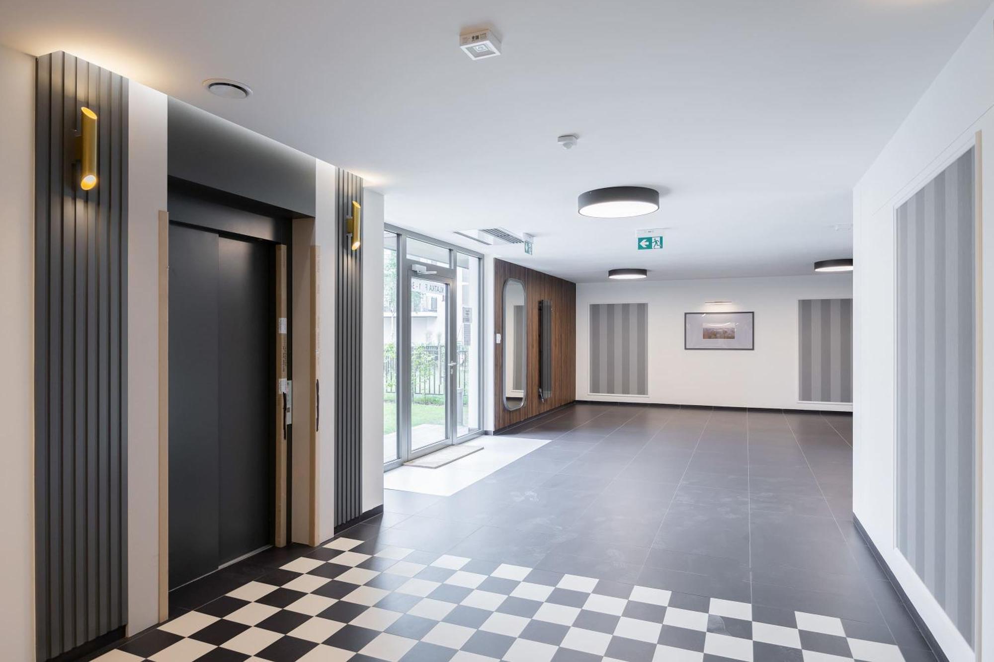 Apartment Sarmacka Wilanow With Parking, Sauna & Gym By Noclegi Renters Warszawa Exteriör bild